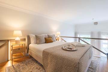 Premium Studio with Terrace & Jacuzzi by HostWise photo 2