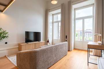 Premium Studio with Terrace & Jacuzzi by HostWise photo 3