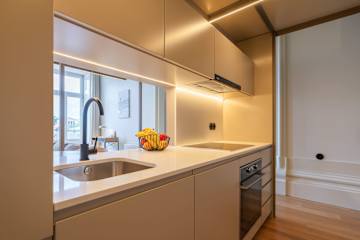 Premium Studio with Terrace & Jacuzzi by HostWise photo 5