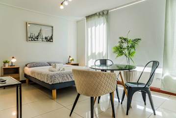 Charming Studio in Las Condes with Pool | Ideal 2