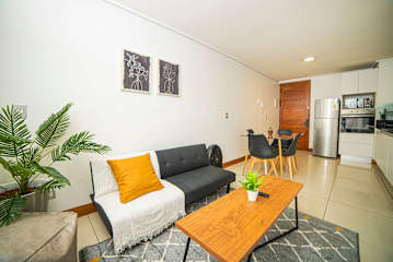 Exclusive Apartment in Las Condes with Pool, For 3