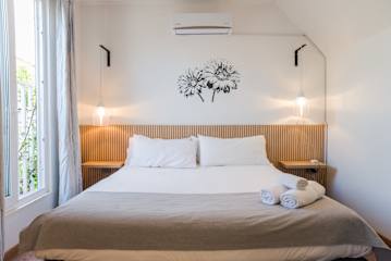 Providencia: Modern Studio with Balcony & Metro! 
