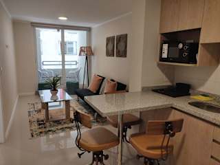 Santiago: Modern Apt with Balcony, Kitchen & WiFi