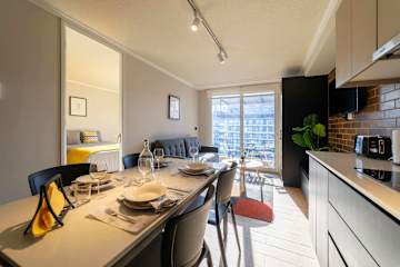Providencia Apt Perfect Stay: Pool, Gym & Balcony!