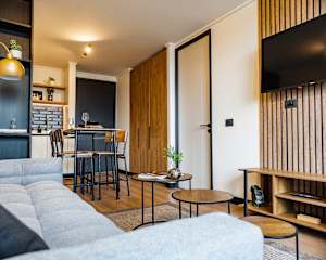 1BR  Cozy Nunoa Apt Balcony  Modern Comforts