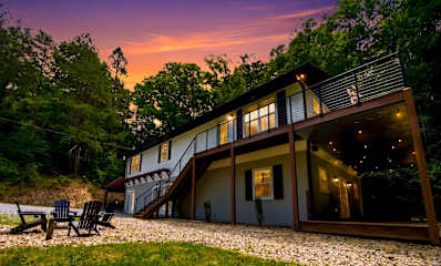 Smoky Pines Retreat
