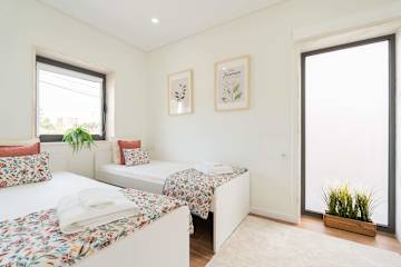 Poolside Comfort Near Porto Airport by HostWise photo 4