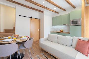 Lovely House Near Casa da Música by HostWise photo 2