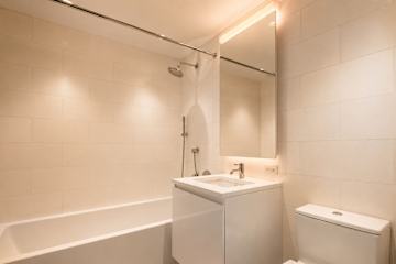 Photo #16 of Embassy II