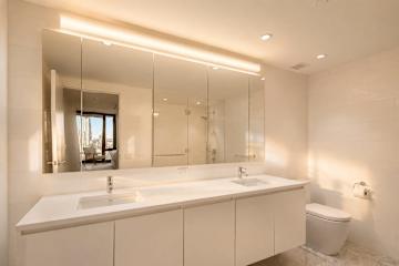 Photo #17 of Embassy II