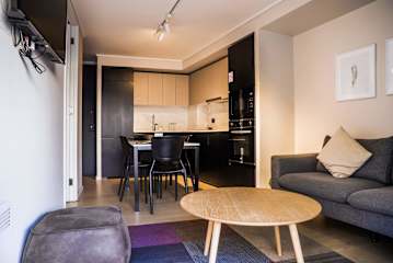 Modern 1BR Flat | Prime Location Luxury Living