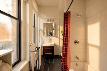 Photo #11 of Spring Loft