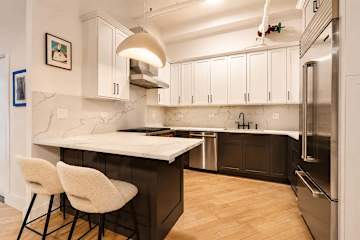 Photo #8 of Union Penthouse