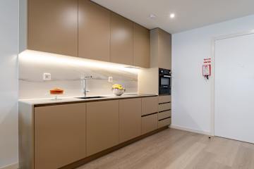Premium Living with Balcony & Garage by HostWise photo 4