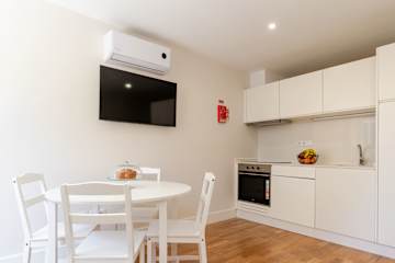 Cozy Santa Catarina Studio by HostWise photo 3