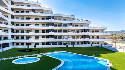 Calle Verdi 20, 03193 San Miguel de Salinas, Spain