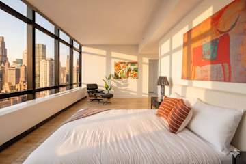 Photo #5 of Skyloft