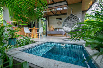 Bungalow Sombra, aire acondicionado y piscina pequeña cerca de Arrecife
