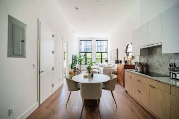 Photo #6 of Lafayette Residence
