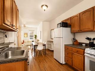 Photo #6 of Lorimer Terrace