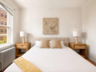 Photo #9 of Lorimer Terrace