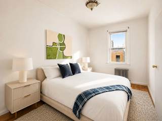 Photo #11 of Lorimer Terrace