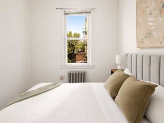 Photo #15 of Lorimer Terrace