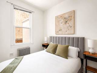 Photo #14 of Lorimer Terrace