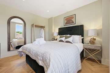 Cheyne Willow l A Luxury Chelsea Retreat photo 5