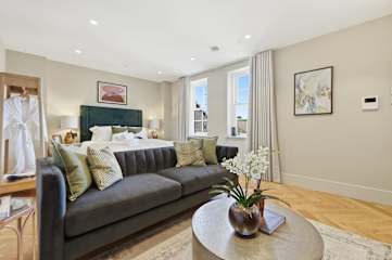 Cheyne Willow l A Luxury Chelsea Retreat photo 3