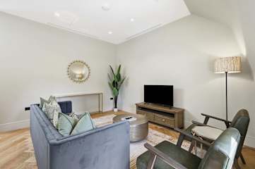 Penthouse | Cheyne Magnolia l Luxury Chelsea Retreat photo 2