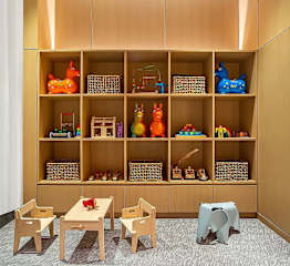 Photo #12 of Embassy V