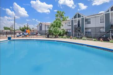 Spacious 3BR Apt in Houston 