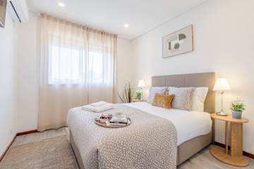 Bright & Spacious Flat with Balcony by HostWise photo 4