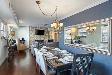 Spacious Austin Retreat 3BR Pool Views