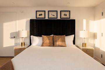 Photo #11 of Skyloft