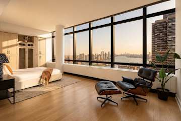 Photo #24 of Skyloft