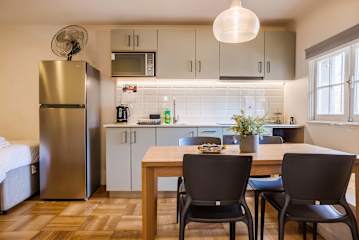 Chic Providencia Apt for 5 with Stunning Views