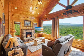 Legacy Mountain Resort – Cub Castle