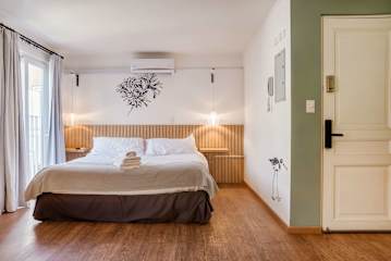 Trendy Bellavista Haven for 2 – Perfect Location!