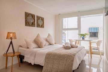 Bright Studio in Santiago Centro with City Views!