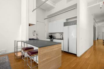 Photo #8 of Soho Haven