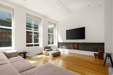 Photo #4 of Soho Haven