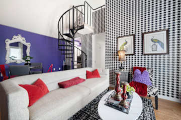 Stylish 3BR Loft in Austin with Balcony for 8 