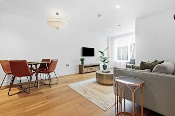 Limehouse Suites - Oak photo 5