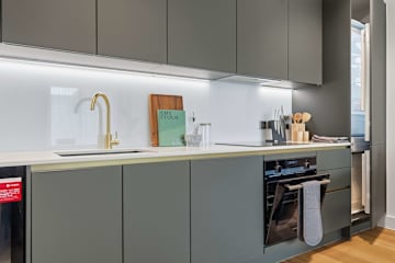 Limehouse Suites - Oak photo 3