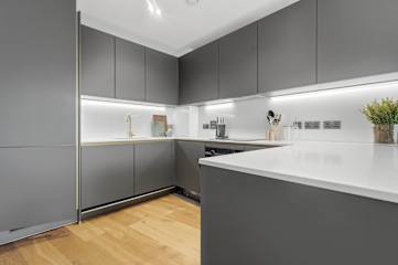 Modern Apt 1min to Limehouse Stn, Near Canary photo 6