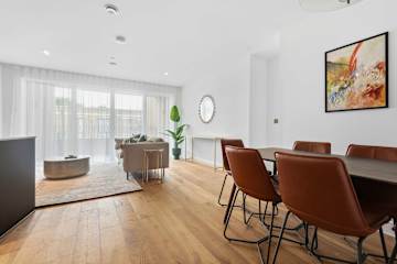 Modern Apt 1min to Limehouse Stn, Near Canary photo 5