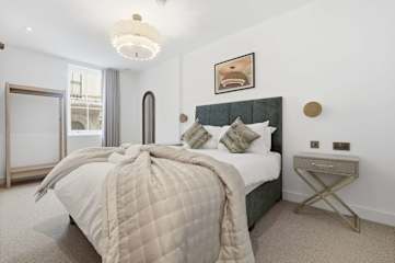 Modern Apt 1min to Limehouse Stn, Near Canary photo 7