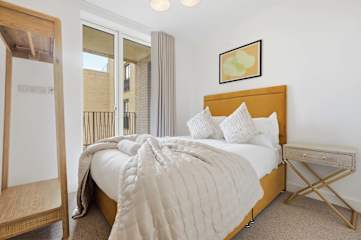 Limehouse Suites - Pine photo 3